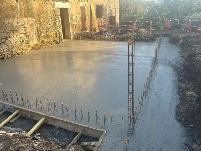 Pourquoi choisir le béton banché pour vos fondations ou vos murs porteurs ?