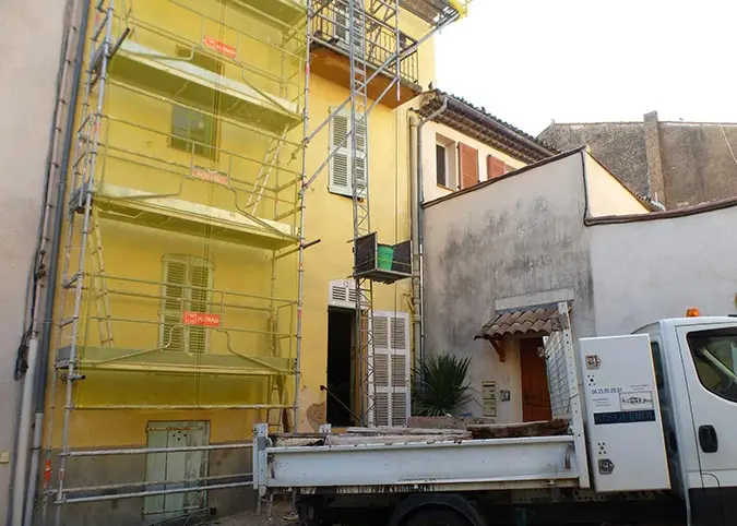 Travaux de rénovation dans le Var
