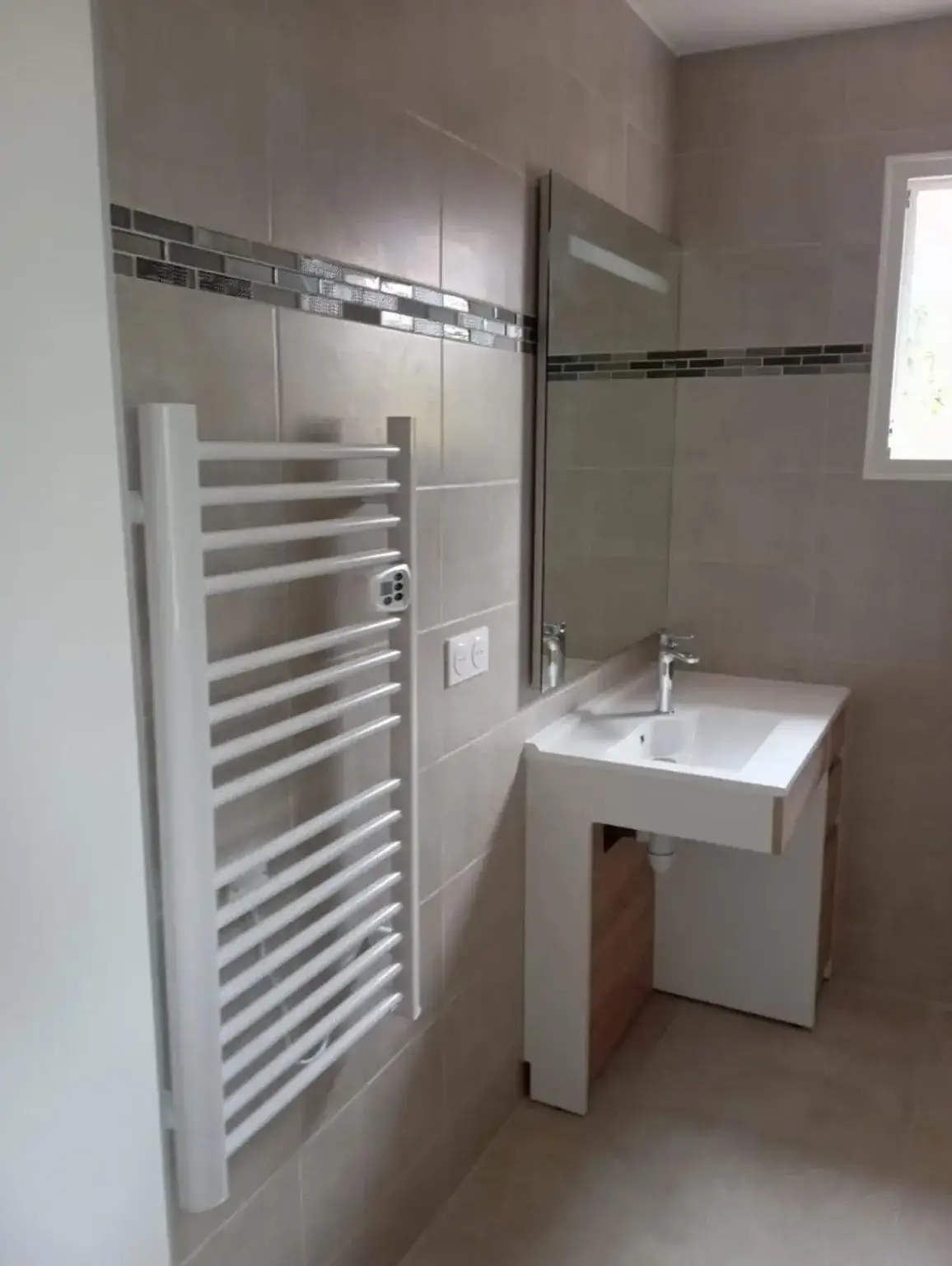 Rénovation de salles de bains adaptées et modernes au Thoronet